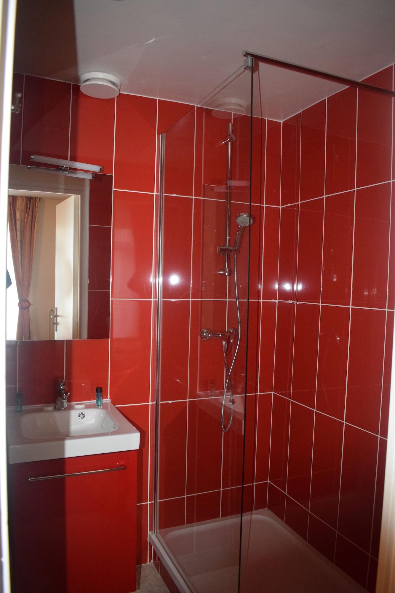 Metropol Hotel 3*