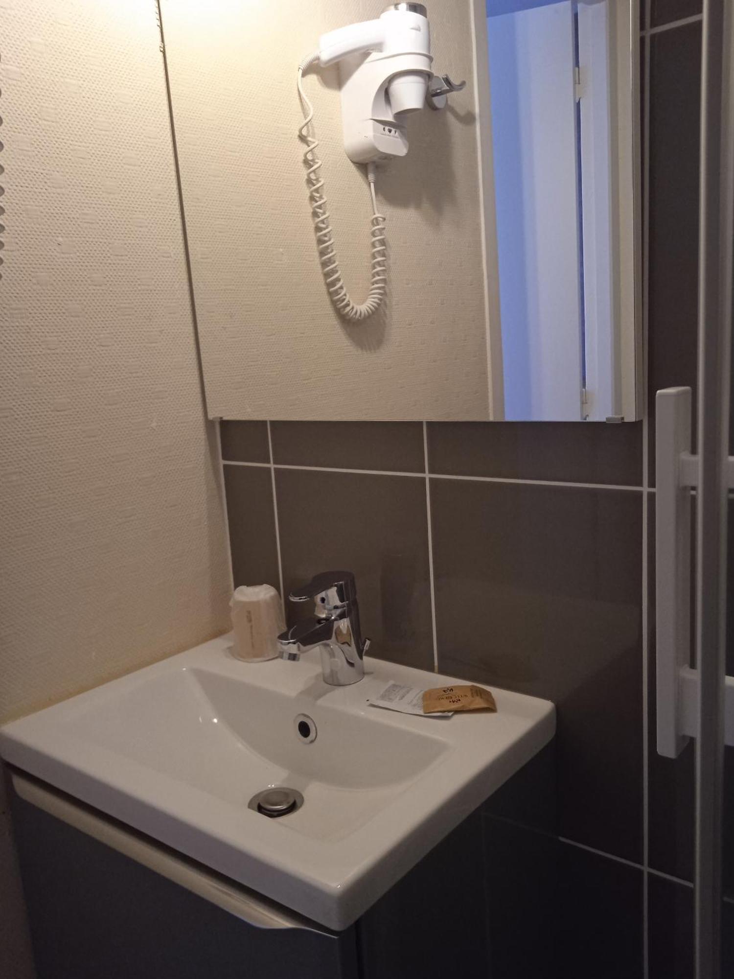 Metropol Hotel 3*